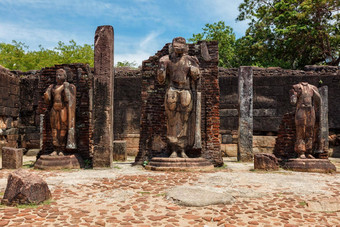 染色佛雕像古老的废墟Polonnaruwa斯里兰卡斯里兰卡