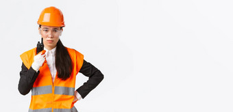 失望亚洲女建设工程师技术员工业经理安全统一的调用员工步话机责骂个人广播沟通企业
