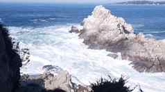 岩石峭壁悬崖海洋海滩点狼加州海岸波崩溃