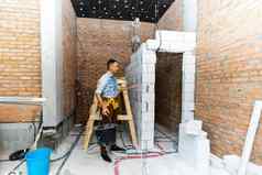 修理工内部房子建设建设工人职业生涯公寓革新者