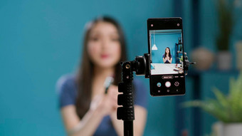 内容创造者记录生活方式视频博客拍摄相机