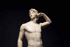 阿波罗加冕安东尼奥卡诺古老的雕塑意大利博物馆