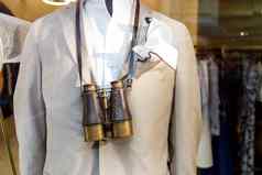 片段米色夹克大古董双筒望远镜胸部人体模型