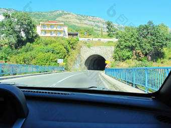 车进入路<strong>隧道</strong>意大利高速公路
