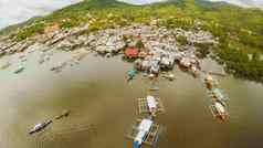 菲律宾贫民窟海滩可怜的区域城市coron巴拉望省菲律宾