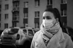 拍摄女孩面具街封锁科维德流感大流行
