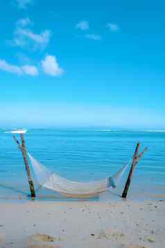 热带海滩吊床海洋白色桑迪海滩吊床莫恩海滩毛里求斯