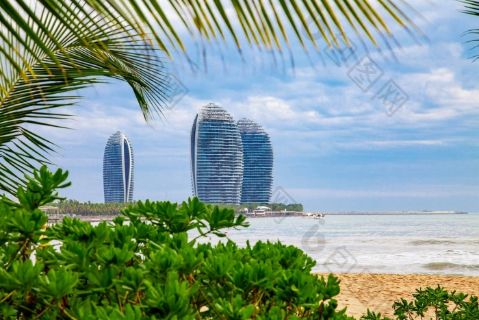 中国海南三亚年月日从酒店俯瞰南中国海大渡图片-包图网企业站