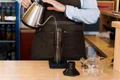 aeropress咖啡替代使咖啡师咖啡馆斯堪的那维亚咖啡酝酿方法咖啡师倒水aeropress咖啡