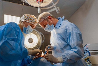 <strong>脂</strong>肪填充手术操作外科医生塑料手术命名眼睑整容术医疗诊所外科医生使切口外科手术刀