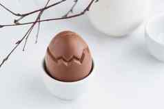 巧克力复活节蛋白色蛋架