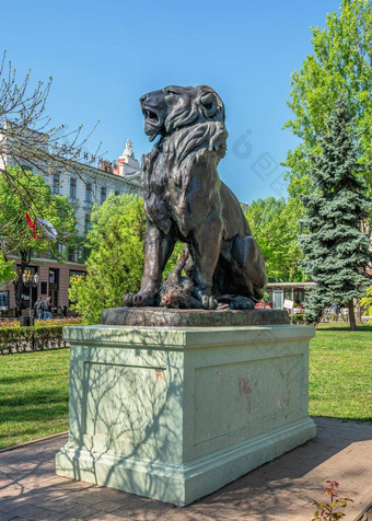 <strong>雕塑</strong>狮子<strong>城市</strong>花园敖德萨乌克兰