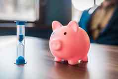 小猪银行意味着钱储蓄财务状况沙漏时间