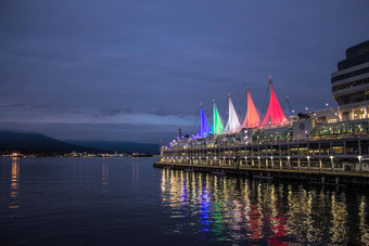 温哥华英国哥伦比亚加拿大9月港口温哥华加拿大的地方加拿大巡航船港口公约中心市中心城市晚上