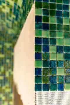 绿色马赛克瓷砖墙小陶瓷瓷砖