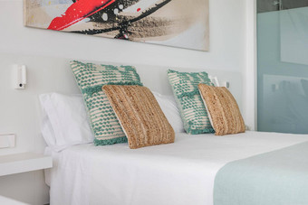 美丽的舒适的枕头卧室酒店摘要图片床上