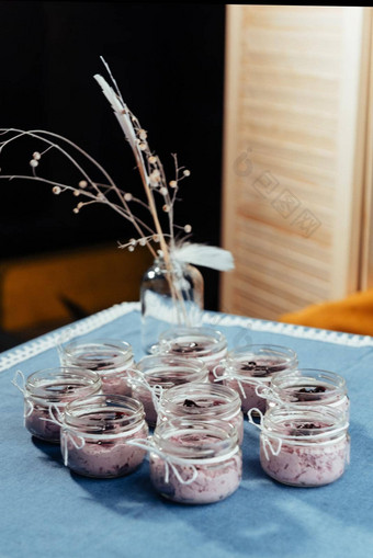 蓝莓甜点新鲜<strong>的</strong>浆果玻璃Jar