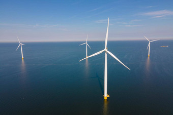 巨大的风车涡轮机离岸风车农场海洋西风公园风车孤立的海美丽的明亮的一天荷兰弗莱福兰<strong>东北</strong>圩田