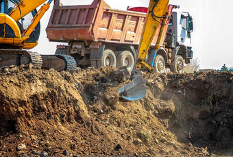挖掘机加载挖掘卡车重建设设备组成繁荣七星坚持桶出租车旋转平台