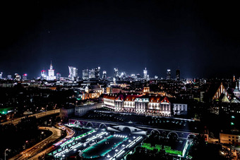 空中视图建筑城堡教堂城市华沙城市景观建筑体系结构小镇华沙晚上时间