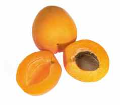 成熟的杏水果划分块白色背景隔离