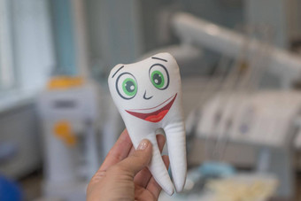 微笑牙女手牙医办公室背景牙微笑白色<strong>健康</strong>的牙齿模型牙科资源<strong>管理</strong>器探针<strong>健康</strong>的牙模型保护<strong>健康</strong>的卫生白色牙牙科概念