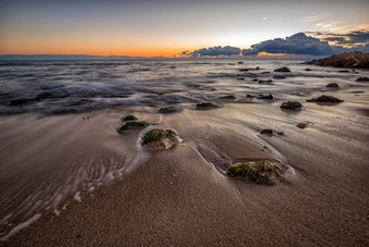 早期早....海海岸石头海滩