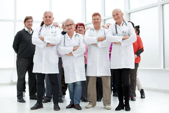 医生集团老年人完整的增长在室内