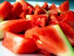 片成熟的多汁的西瓜特写镜头三角片新鲜的西瓜种子