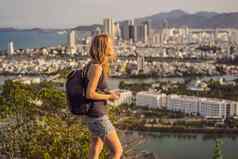 女人旅游背景牙医页城市旅行越南概念