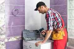 水管工工作服工具修复洗机房子