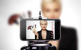 女人美视频博客视频剪辑智能手机分享社会媒体时尚博主生活化妆品化妆教程