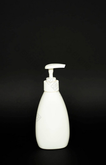 白色塑料瓶洗发水肥皂黑色的背景模拟模板设计