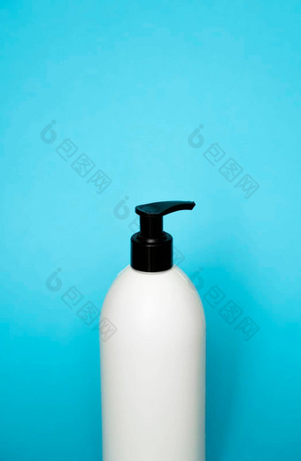 塑料洗发水瓶蓝色的背景模拟模板设计
