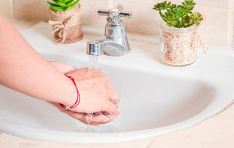 关闭人洗手肥皂概念正确的手洗方法防止科维德