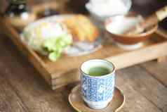 热火柴绿色茶陶瓷杯子