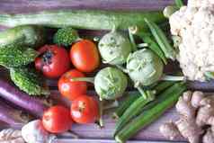 健康的食物选择新鲜的蔬菜表格复制空间