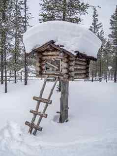 木小屋冬天雪森林芬兰拉普兰