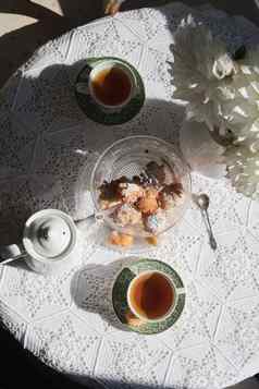 英语风格茶打破生活花甜甜圈早....太阳