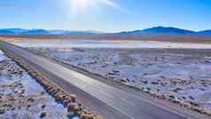 旅游高速公路路平沙漠平原山