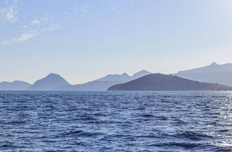 蓝色的海<strong>岛屿</strong>山夏天假期概念