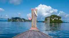 甲米泰国视图传统的长尾船热带岛屿KOH在香港甲米