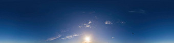 黑暗蓝色的日落天空全景卷云云无缝的Hdr帕诺球形equirectangular格式完整的天顶可视化游戏天空更换空中无人机全景照片