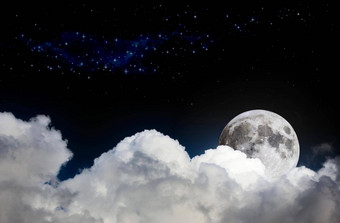 晚上天空场景模型白色云完整的月亮遥远的星星