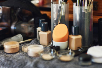 工具美贸易拍摄众多量类型化妆铺设前表格