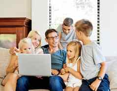 分享数字世界家庭拍摄家庭移动PC首页
