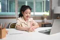 亚洲女孩研究在线移动PC电脑首页