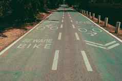 空自行车车道周期车道自行车车道符号骑自行车的人绿色路