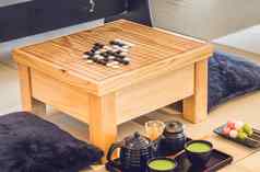 传统的日本桌面策略游戏绿色茶集