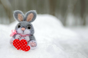 快乐情人节一天问候卡横幅豪华的兔子持有红色的心象征爱假期快乐情人节一天